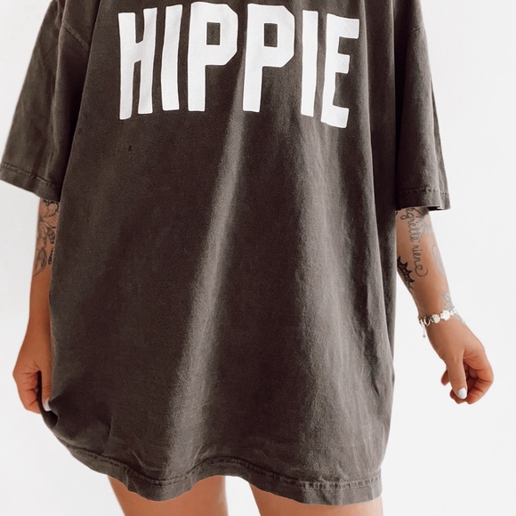 Oversized Hippie Tee - Picture 3 of 3